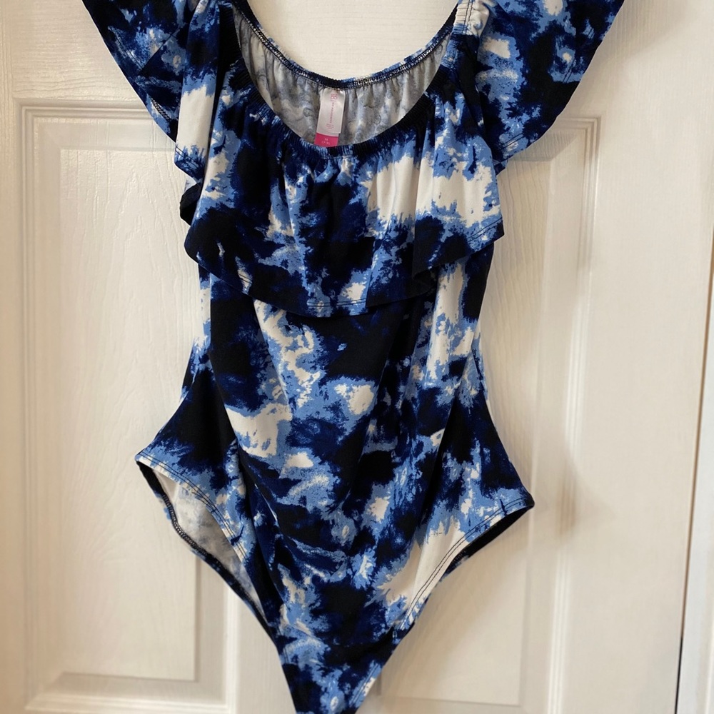Shoulder top